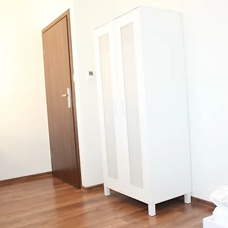 Проживание в семье Fredry 8 Piastow