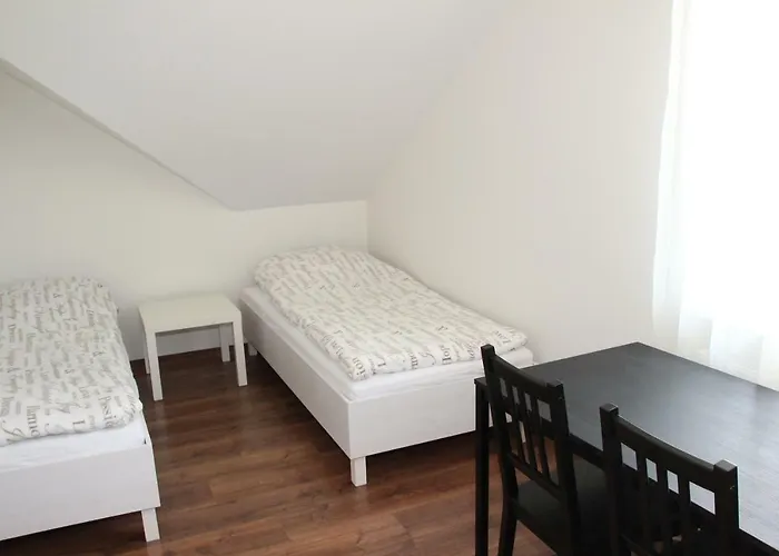 Kwatera prywatna Fredry 8 Piastow